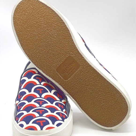 VALENTINO GARAVANI Scale Slip-On Sneaker - Picture 7 of 7